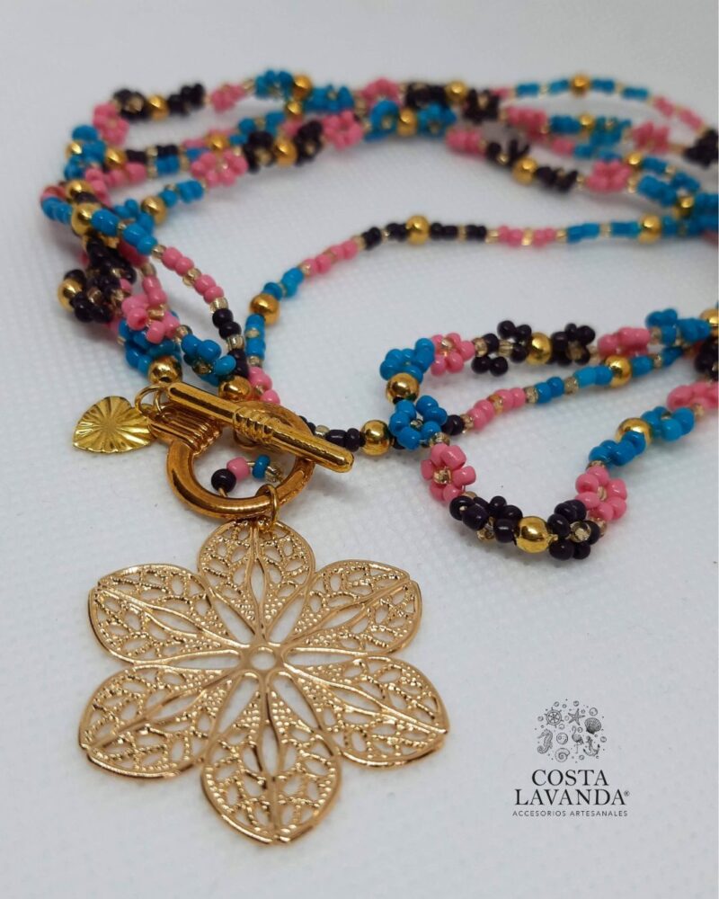 Matinée azul, rosa, café y mandala de dos hilos