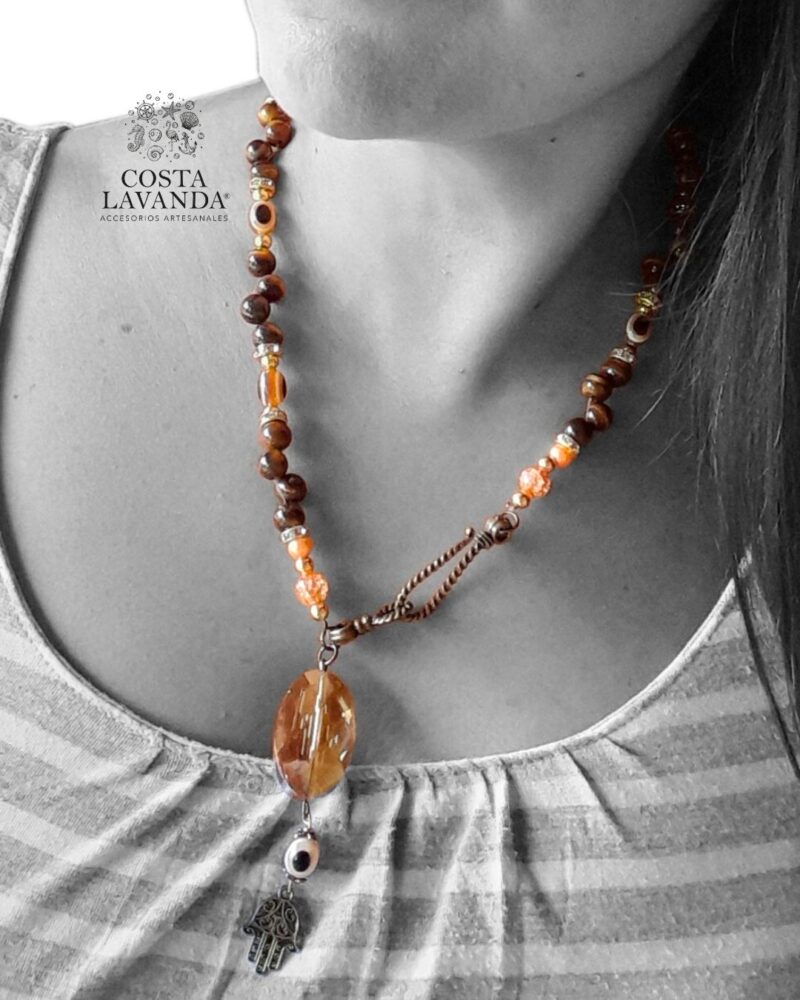 Juego de matinée y aretes naranja, dorado y mano de Fátima